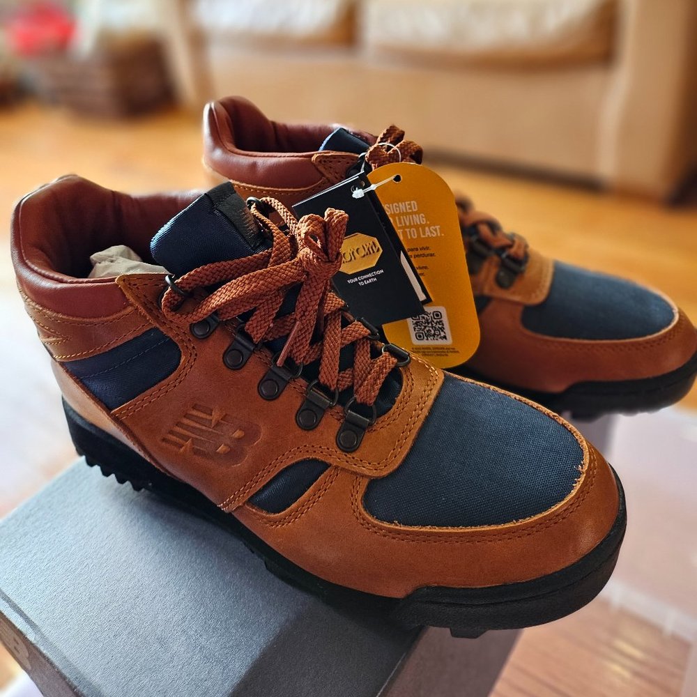 Iconic Rainier New Balance Trailboots